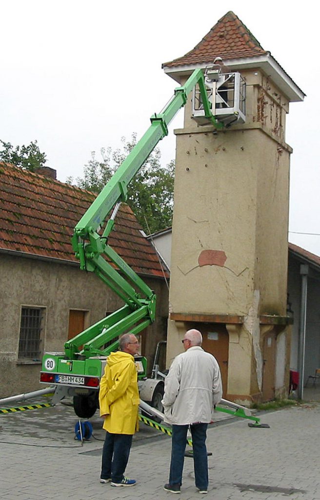 Nistkästen angebracht